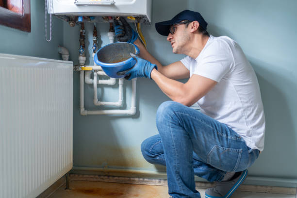 Best Clogged Drain Plumber  in Iron Mountain, MI